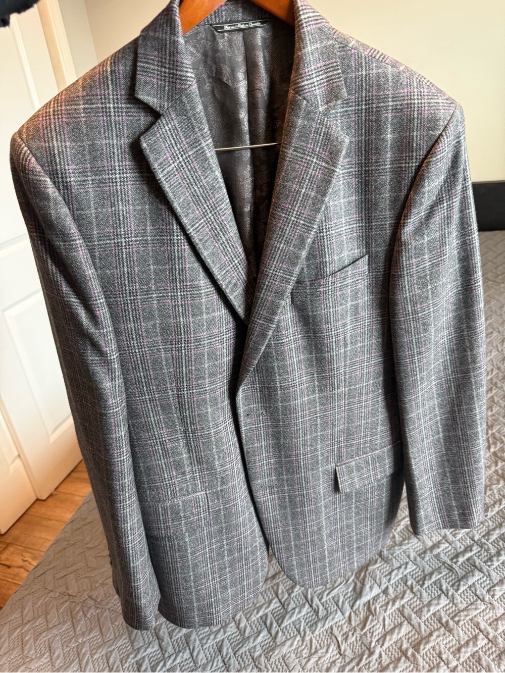 Men's Gray Plaid Sport Coat Blazer with Subtle Pink Windowpane